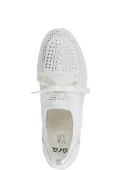 Ara - Lisbon Lace Runner