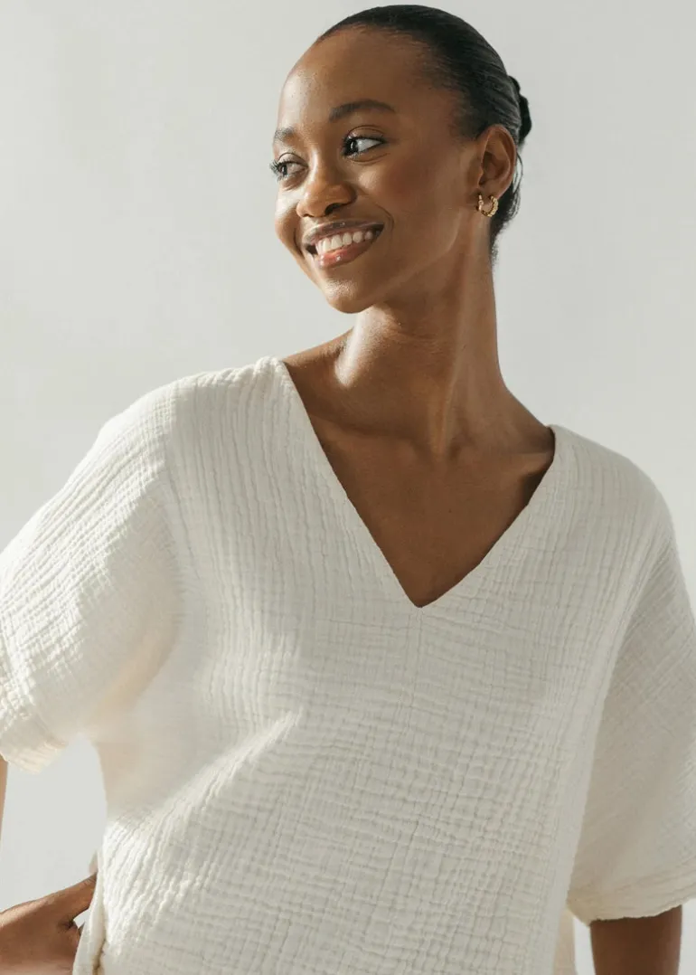 Pokoloko - Crinkle V Neck Top