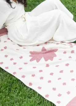 Pokoloko - Maple Leaf Towel