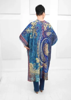 Rapti - Embroidered Long Ruana