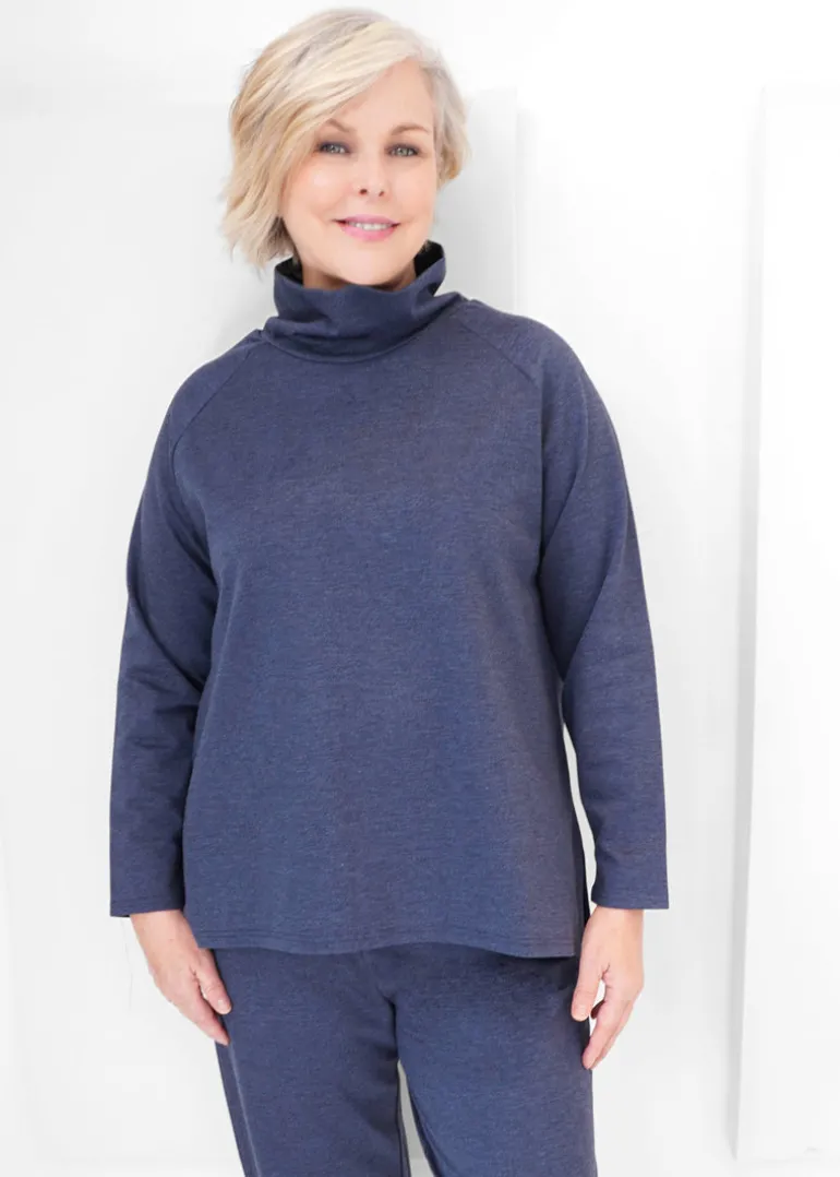 Shepherd's - Ponte Retreat Raglan Top
