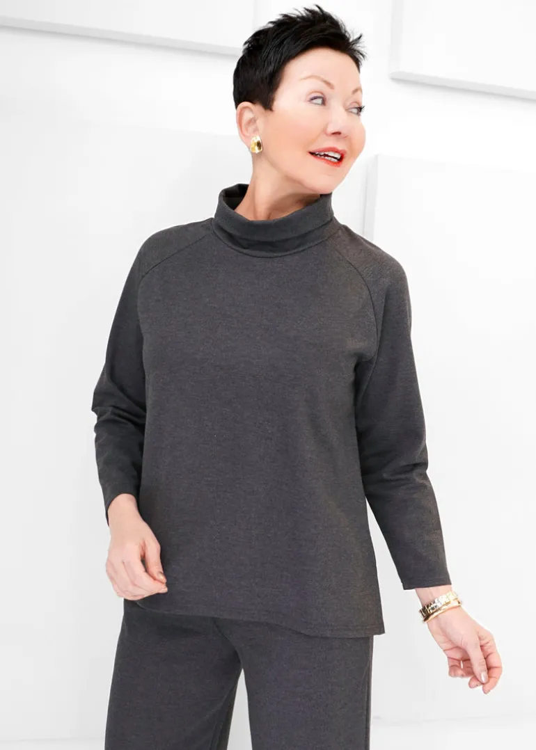 Shepherd's - Ponte Retreat Raglan Top