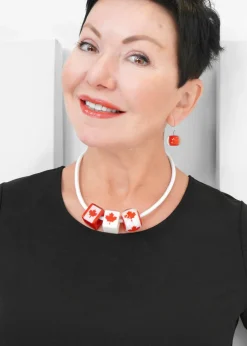 Zsiska - Maple Leaf Round Bead